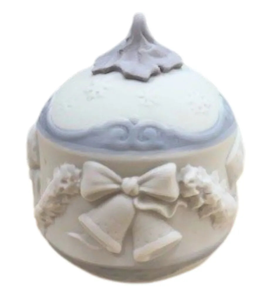 Lladro Christmas Ball 2000 Ornament