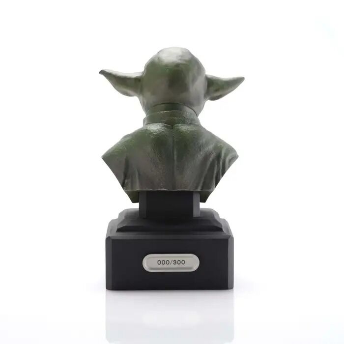 Royal Selangor Star Wars - Limited Edition Green Yoda Bust