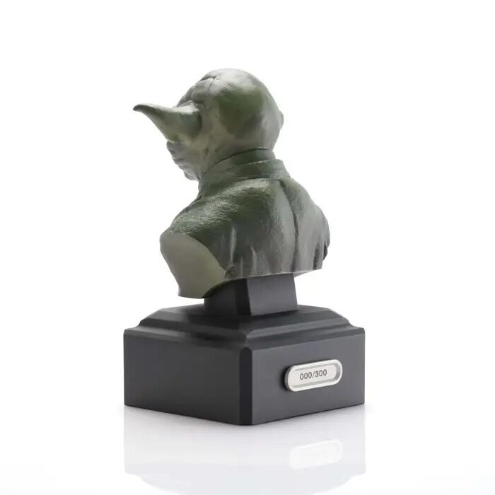 Royal Selangor Star Wars - Limited Edition Green Yoda Bust