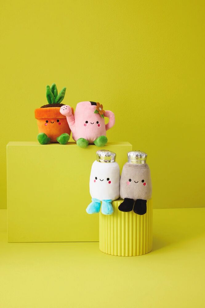 Hallmark Better Together Magnetic Plush - Watering Can and Plant