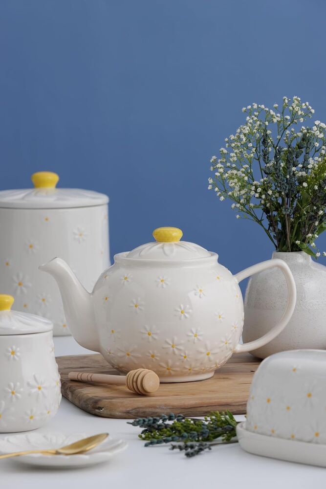 Price & Kensington - Daisy 6 Cup Teapot (1.1L)