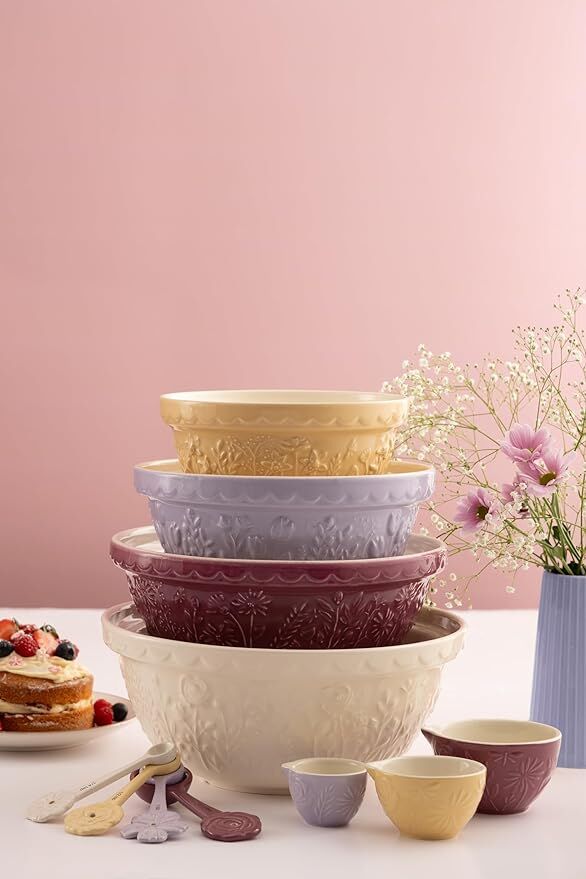 Mason Cash - In The Meadow Measuring Cups (Set of 3)