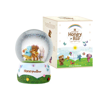 Honey Pot Bear - Musical Snowglobe