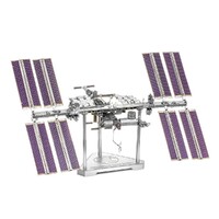 Metal Earth - 3D Metal Model Kit - ICONX International Space Station