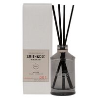 THE AROMATHERAPY CO Smith & Co Reed Diffuser - Tabac & Cedarwood