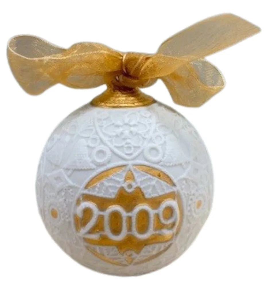 Lladro Christmas Ball Re-Deco 2009 Ornament