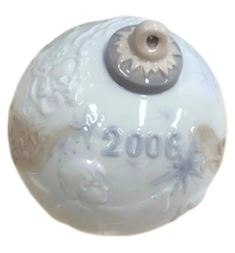 Lladro Christmas Ball Glazed 2006 Ornament