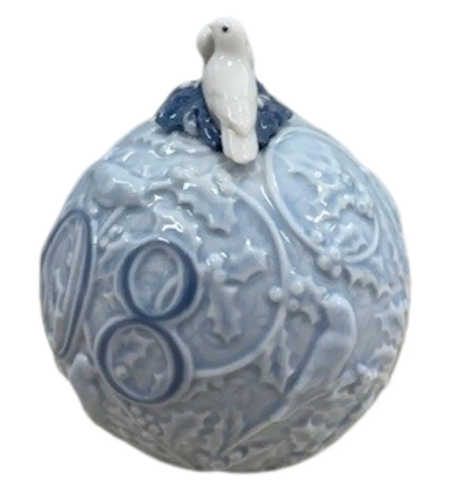 Lladro Christmas Ball 2008 Ornament