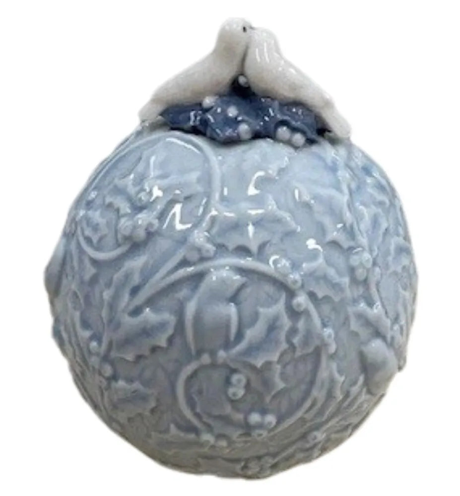 Lladro Christmas Ball 2008 Ornament