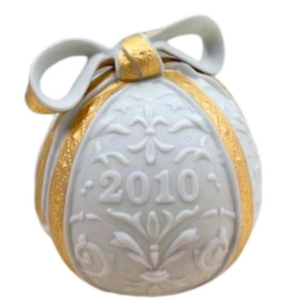 Lladro Christmas Ball Re-Deco 2010 Ornament