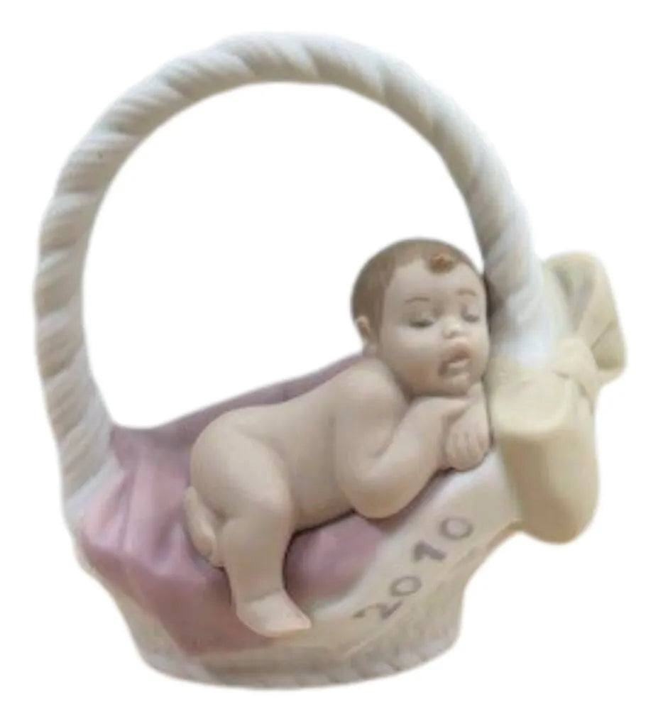 Lladro Christmas Born In 2010 Girl Ornament
