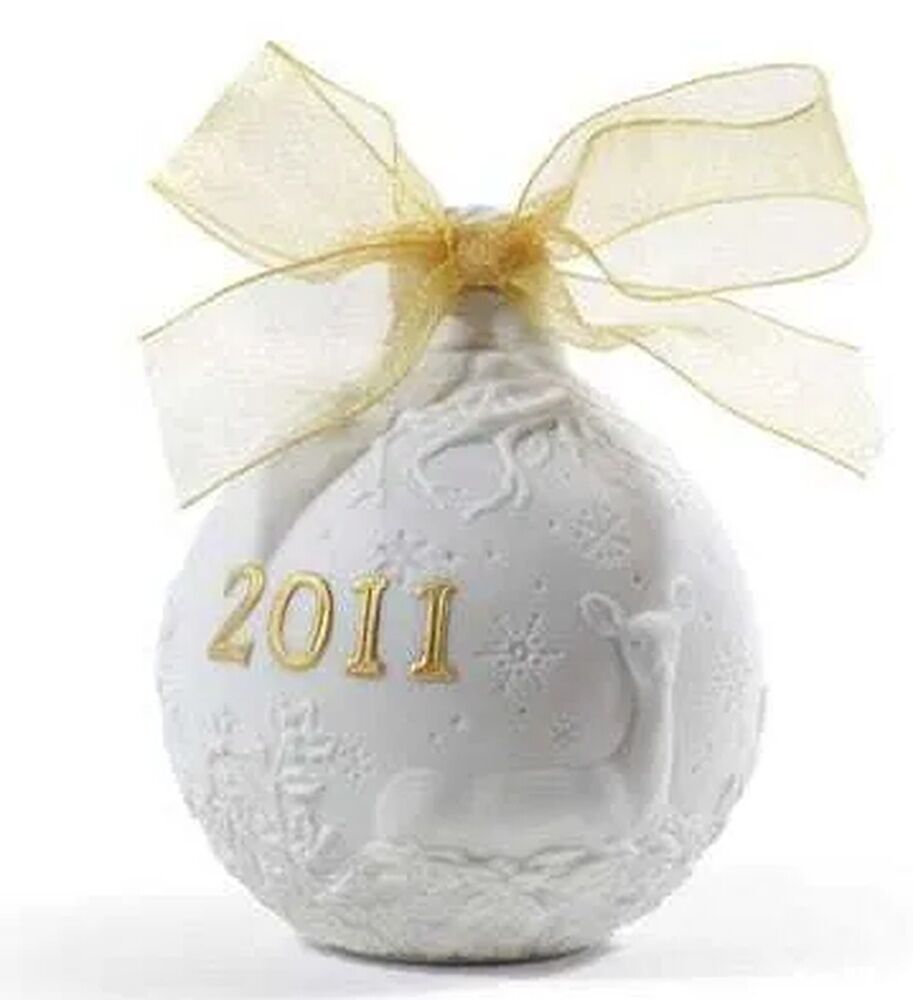 Lladro Christmas Ball Re-Deco 2011 Ornament