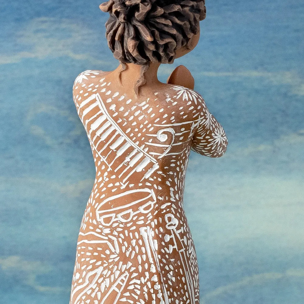 Willow Tree - Music Speaks (Darker Skin & Hair)