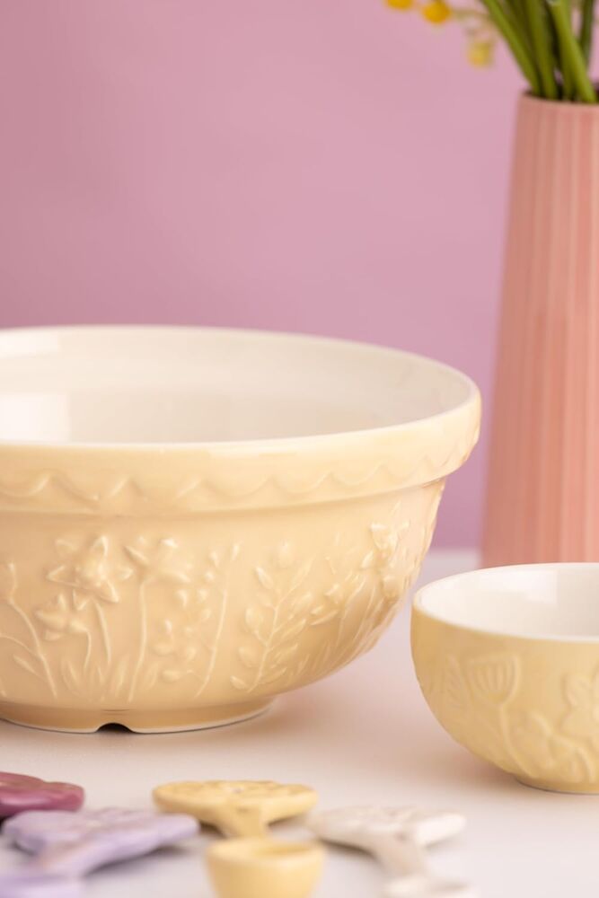 Mason Cash - In The Meadow Daffodil Yellow Mixing Bowl - 21cm